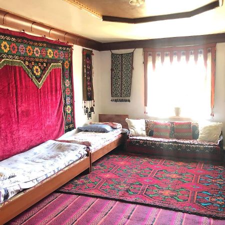 Tilek Guest House Sary-Mogul Exterior foto